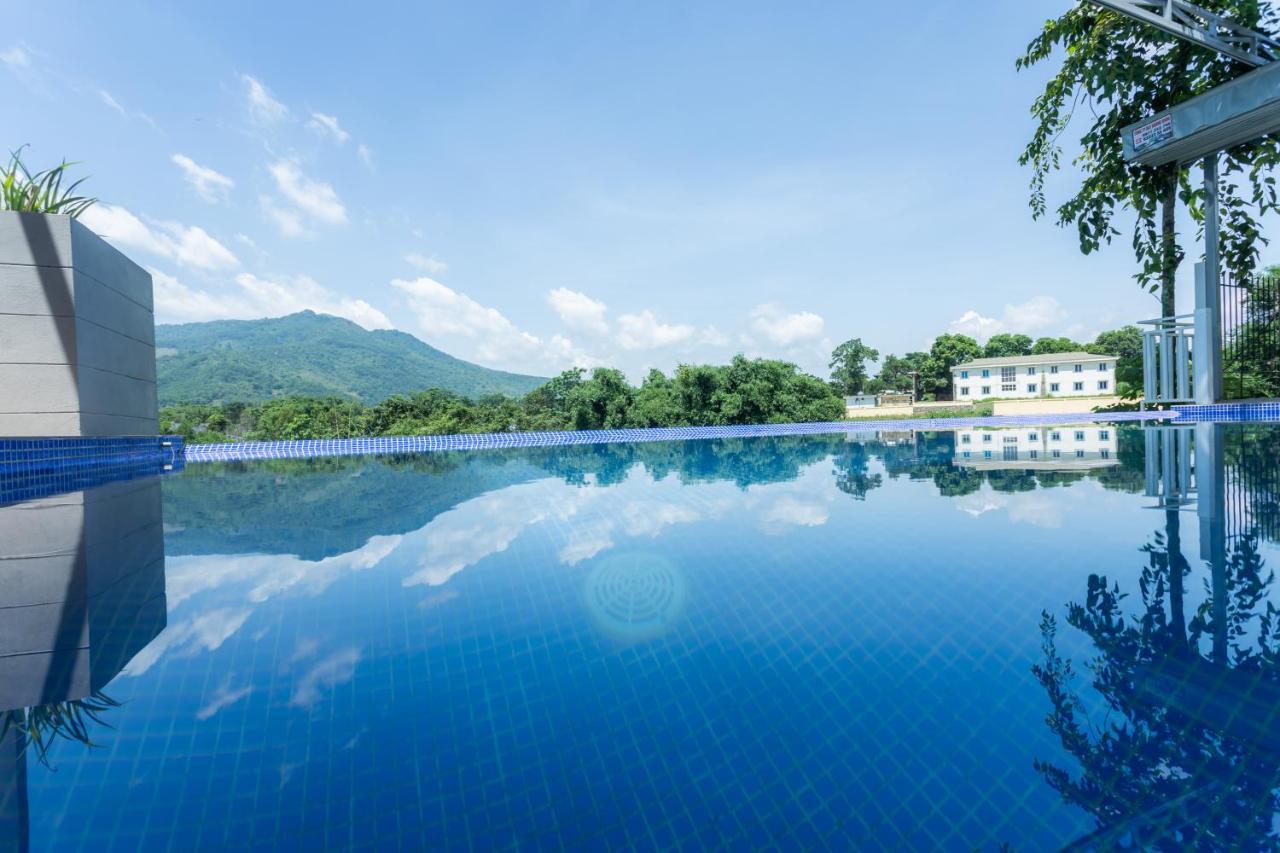 Le Villa Luong Son Hòa Bình Buitenkant foto